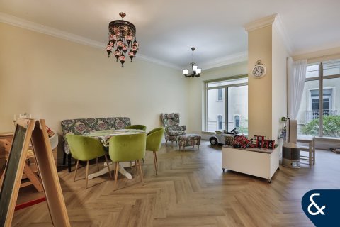 Appartamento in vendita a Dubai Marina, Dubai, EAU 3 camere da letto, 216 mq. № 667606 - foto 3