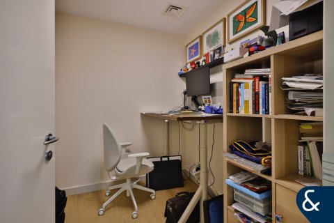 Appartamento in vendita a Dubai Marina, Dubai, EAU 3 camere da letto, 216 mq. № 667606 - foto 10