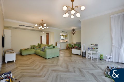 Appartamento in vendita a Dubai Marina, Dubai, EAU 3 camere da letto, 216 mq. № 667606 - foto 1