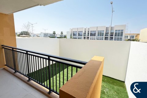 Müüa ridamaja asukohaga DAMAC Hills (Akoya by DAMAC), Dubai, AÜE: 3 magamistoaga, 211 m² Nr 667051 - pilt 1