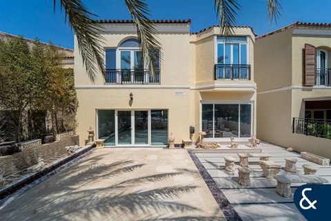 Vilë në Motor City, Dubai, Emiratet e Bashkuara Arabe 5 dhoma gjumi, 458 m2. № 667050 - Foto 19