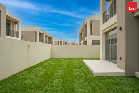 ویلا برای اجاره در Dubai، امارات متحده عربی 4 خوابه ، 332 متر مربع ، شماره 760742 - تصویر 2