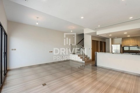 טאונהאוס להשכרה ב DAMAC Hills (Akoya by DAMAC), Dubai, איחוד האמירויות  4 חדרי שינה, 180 מ"ר, מספר 603226 - תמונה 3