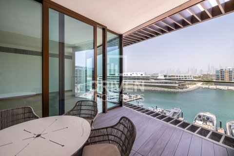 Apartament në Jumeirah, Dubai, Emiratet e Bashkuara Arabe 3 dhoma gjumi, 243 m2. № 603222 - Foto 25
