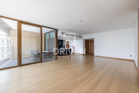 Apartament në Jumeirah, Dubai, Emiratet e Bashkuara Arabe 3 dhoma gjumi, 243 m2. № 603222 - Foto 4
