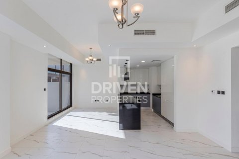 Řadový dům v Mohammed Bin Rashid City, Dubai, SAE 4 ložnice, 288 m² Č.: 603235 - fotografie 2