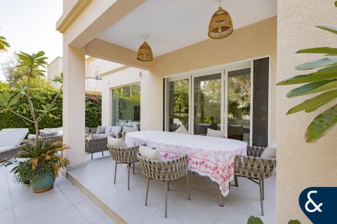 Vilă de vânzare în The Lakes, Dubai, EAU 3 dormitoare, 351 mp.  №688696 - poză 25