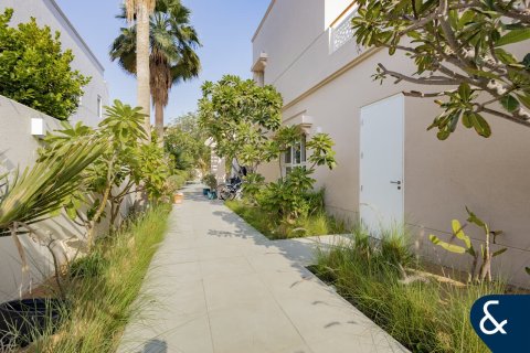 Vilă de vânzare în The Lakes, Dubai, EAU 3 dormitoare, 351 mp.  №688696 - poză 27