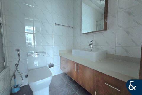 Byt v Dubai Marina, SAE 2 ložnice, 125 m² Č.: 688692 - fotografie 11