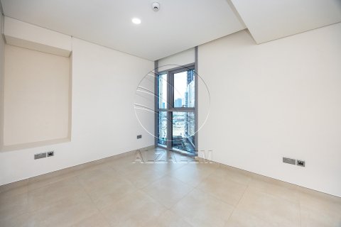 Apartment til leje i Abu Dhabi, UAE 3 soveværelser № 700639 - foto 5
