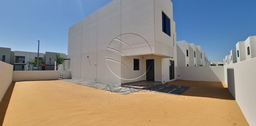 טאונהאוס ב Yas Island, Abu Dhabi, איחוד האמירויות 3 חדרי שינה, 203 מ"ר מספר 700636