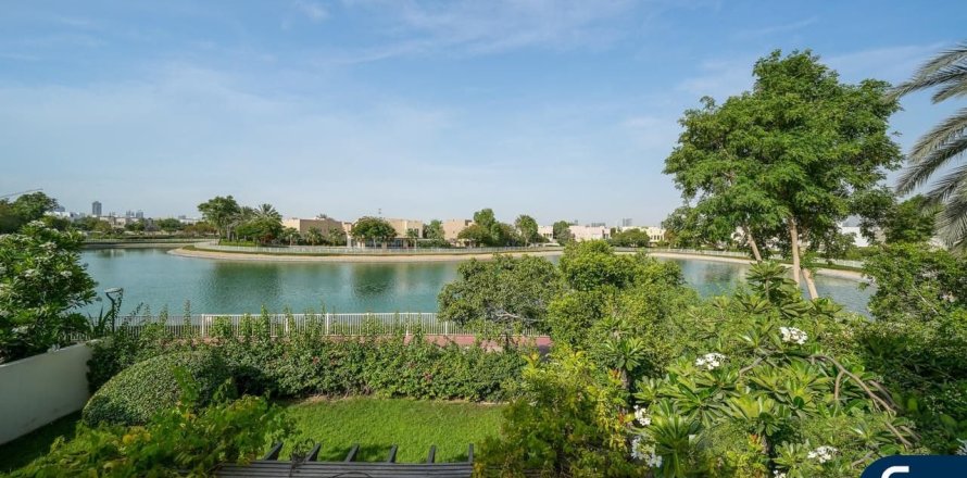 Vila di Meadows, Dubai, UAE 5 bilik tidur, 371 meter persegi № 667691