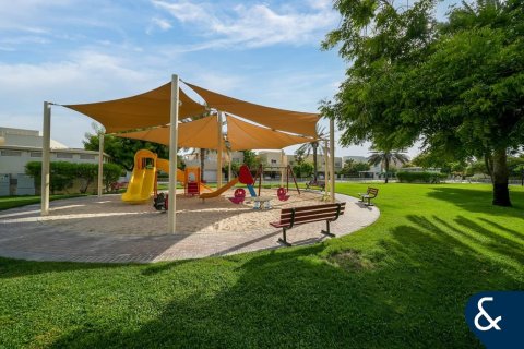 Villa zum Verkauf in Meadows, Dubai, VAE 5 Schlafzimmer, 371 m2 Nr. 667691 - Foto 10