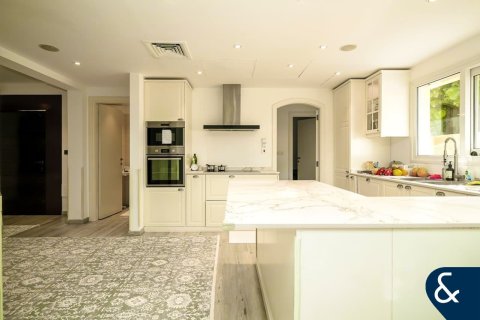 Villa zum Verkauf in Meadows, Dubai, VAE 5 Schlafzimmer, 371 m2 Nr. 667691 - Foto 21