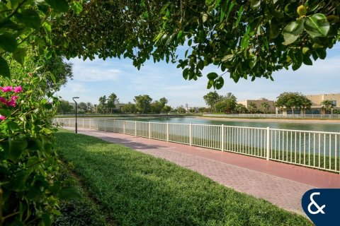 Villa zum Verkauf in Meadows, Dubai, VAE 5 Schlafzimmer, 371 m2 Nr. 667691 - Foto 2