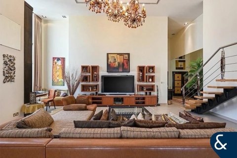 Jumeirah Beach Residence, Dubai, UAE의 판매용 아파트 침실 1개, 149제곱미터 번호 667690 - 사진 2