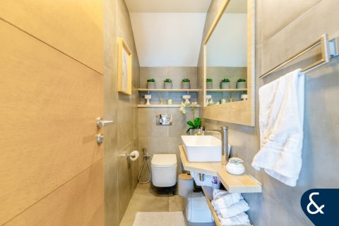 Vila v Jumeirah Park, Dubai, SAE 3 ložnice, 285 m² Č.: 667706 - fotografie 22