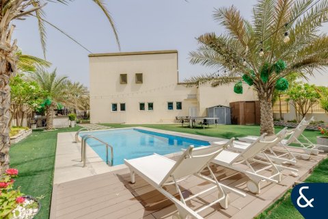 Vila v Jumeirah Park, Dubai, SAE 3 ložnice, 285 m² Č.: 667706 - fotografie 26