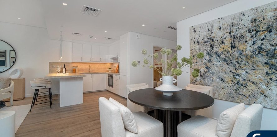 Apartament în Jumeirah Lake Towers, Dubai, EAU 1 dormitor, 94 mp.  №667689