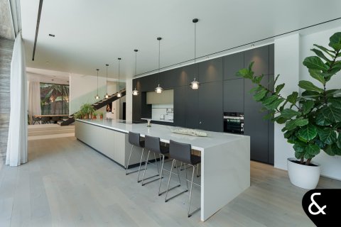 Huvila Jumeirah, Dubai, Arabiemiraatit 5 makuuhuonetta, 836 m2 № 666975 - kuva 6