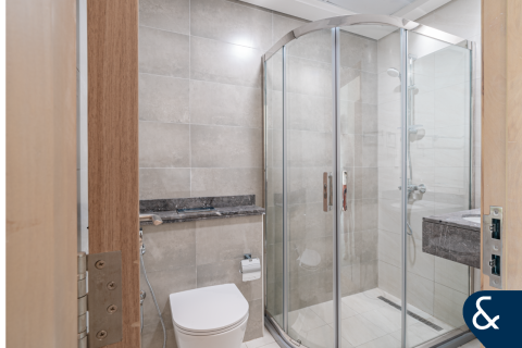 Apartament në Business Bay, Dubai, Emiratet e Bashkuara Arabe 2 dhoma gjumi, 105 m2. № 666978 - Foto 9