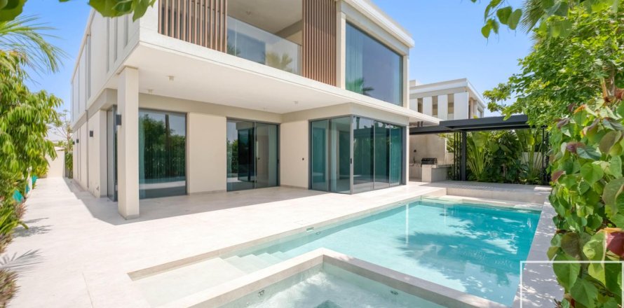 Huvila Tilal Al Ghaf, Dubai, Arabiemiraatit 5 makuuhuonetta, 599.97 m2 № 761219