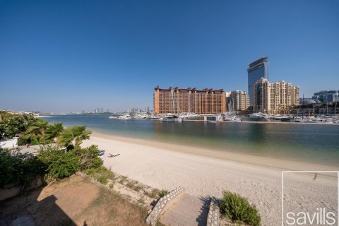 Palm Jumeirah, Dubai, संयुक्त अरब अमीरात में विला, 5 बेडरूम, 664.54 वर्ग मीटर, संख्या 761221 - फ़ोटो 2