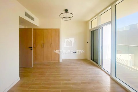 Shtëpi në qytet në Dubai Land, Emiratet e Bashkuara Arabe 3 dhoma gjumi, 145 m2. № 665037 - Foto 7