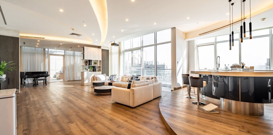 Пентхаус в Пальма Джумейра, Дубай, ОАЭ 4 спальни, 493м2 № 665033