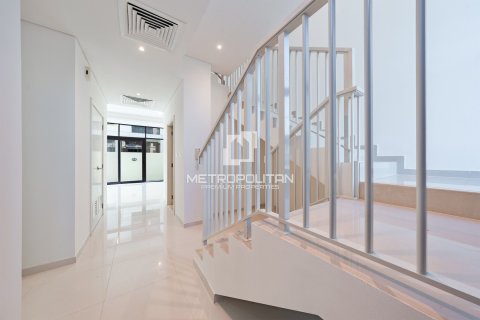 Βίλα σε DAMAC Hills (Akoya by DAMAC), Dubai, ΗΑΕ 3 υπνοδωμάτια, 253 τ.μ. Αρ. 665034 - φωτογραφία 4