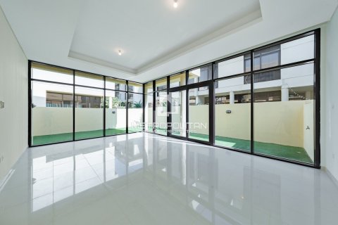 Βίλα σε DAMAC Hills (Akoya by DAMAC), Dubai, ΗΑΕ 3 υπνοδωμάτια, 253 τ.μ. Αρ. 665034 - φωτογραφία 5