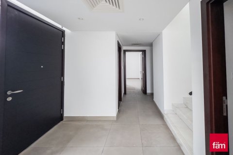 Radový dom v Dubai, SAE 4 spálne, 328.4 m2 č. 702404 - Fotografia 8