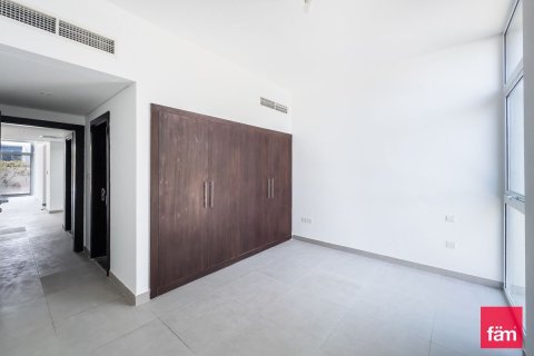 Radový dom v Dubai, SAE 4 spálne, 328.4 m2 č. 702404 - Fotografia 3