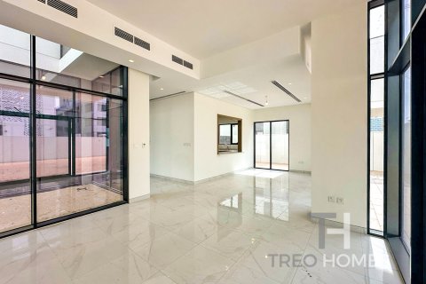 Villa in Al Furjan, Dubai, UAE 4 bedrooms, 331 sq.m. № 590231 - photo 4