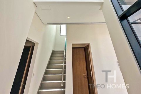 Villa in Al Furjan, Dubai, UAE 4 bedrooms, 331 sq.m. № 590231 - photo 5