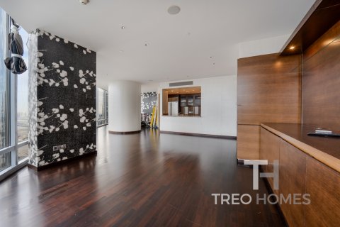 Apartment in Burj Khalifa, Dubai, UAE 3 bedrooms, 247 sq.m. № 590225 - photo 4
