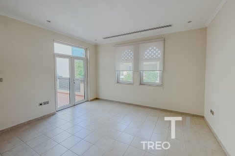 Vilë në Jumeirah Park, Dubai, Emiratet e Bashkuara Arabe 3 dhoma gjumi, 285 m2. № 590230 - Foto 15
