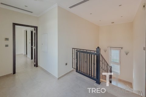 Vilë në Jumeirah Park, Dubai, Emiratet e Bashkuara Arabe 3 dhoma gjumi, 285 m2. № 590230 - Foto 10