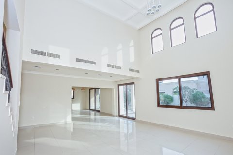 Arabian Ranches 2, Dubai, UAE의 판매용 빌라 침실 4개, 775제곱미터 번호 590227 - 사진 2