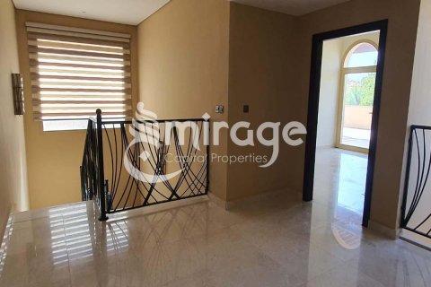וילה למכירה ב Al Raha Golf Gardens, Abu Dhabi, איחוד האמירויות  4 חדרי שינה, 536.9 מ"ר, מספר 571788 - תמונה 4
