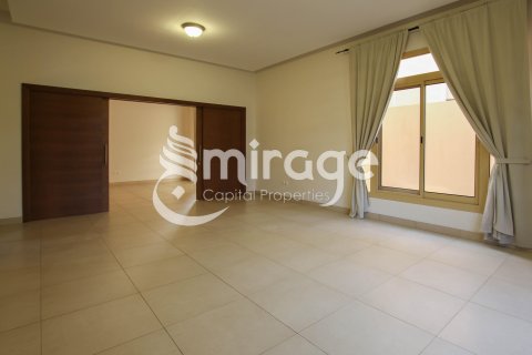 ویلا برای فروش در  Al Raha Golf Gardens، Abu Dhabi، امارات متحده عربی  5 خوابه ، 547 متر مربع ، شماره 571787 - تصویر 2