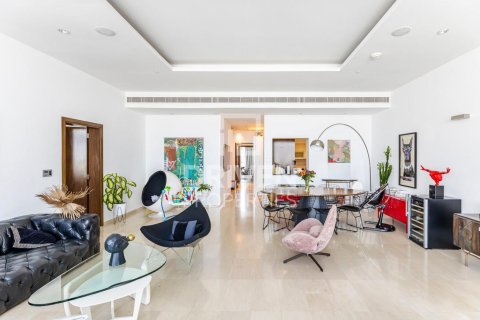 Palm Jumeirah, Dubai, UAE의 판매용 아파트 침실 3개, 211.82제곱미터 번호 743874 - 사진 2