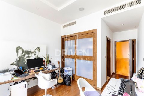Palm Jumeirah, Dubai, UAE의 판매용 아파트 침실 3개, 211.82제곱미터 번호 743874 - 사진 9