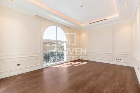 Vilë në Al Wasl, Dubai, Emiratet e Bashkuara Arabe 7 dhoma gjumi, 1372 m2. № 602885 - Foto 19
