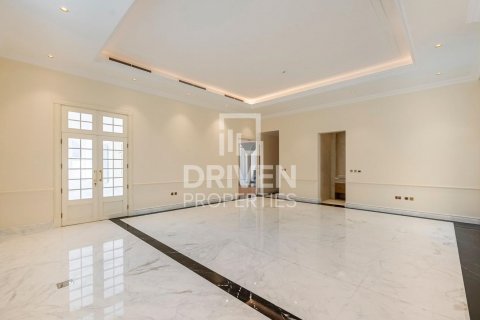 Vilë në Al Wasl, Dubai, Emiratet e Bashkuara Arabe 7 dhoma gjumi, 1372 m2. № 602885 - Foto 17