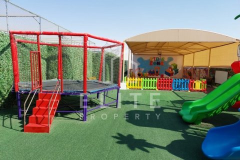 Building in Dubai Investment Park, UAE 5170 sq.m. № 620318 - photo 12