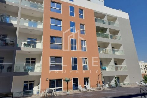 Building in Dubai Investment Park, UAE 5170 sq.m. № 620318 - photo 1