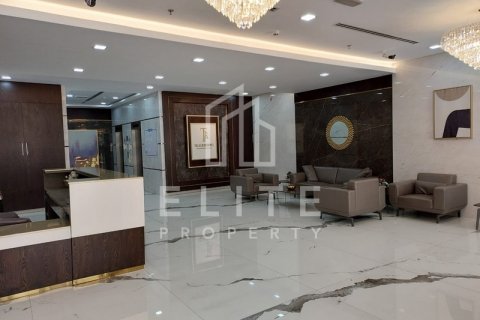 Building in Dubai Investment Park, UAE 5170 sq.m. № 620318 - photo 2