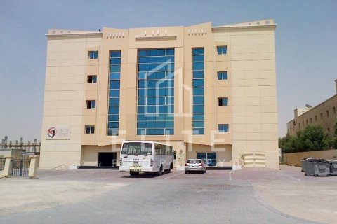 阿联酋 Dubai Dubai Investment Park 待售 : 6802 平方米 , 编号620316 - 照片 2