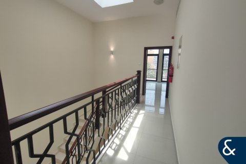 Купить виллу в Джумейра Вилладж Серкл, Дубай, ОАЭ 4 спальни, 395м2, № 667523 - фото 13